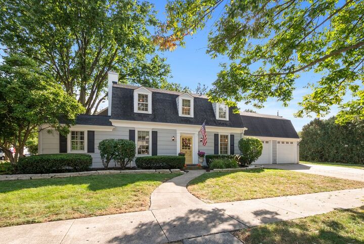 Property Photo:  4016 Linden Avenue  IL 60558
