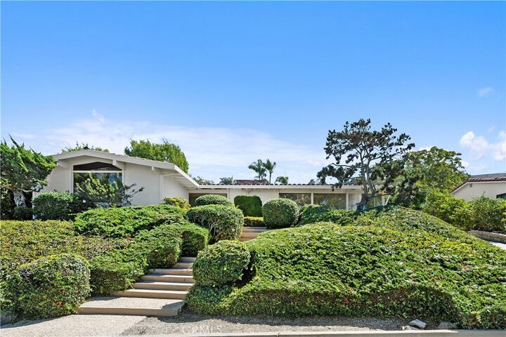 Property Photo:  2108 Via Olivera  CA 90274 
