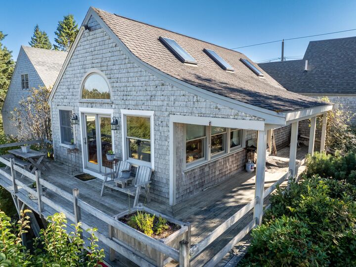 Property Photo:  90 Johnson Cove Road  ME 04654 