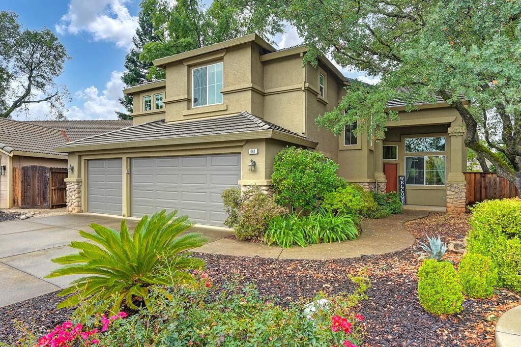 Property Photo:  664 Cole Court  CA 95630 