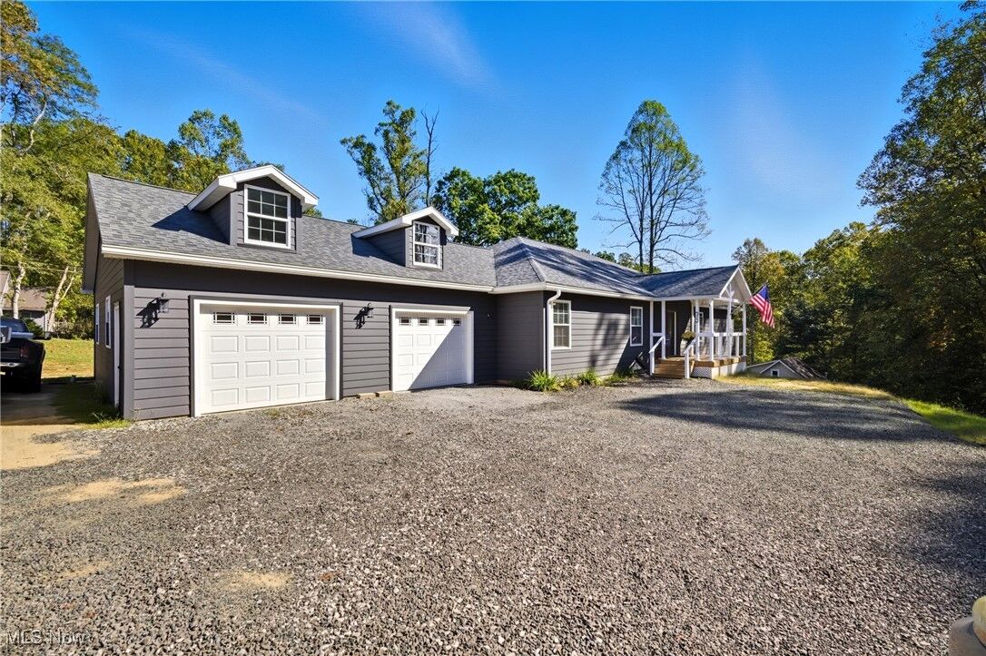 Property Photo: 119 Stonegate Drive WV 26181