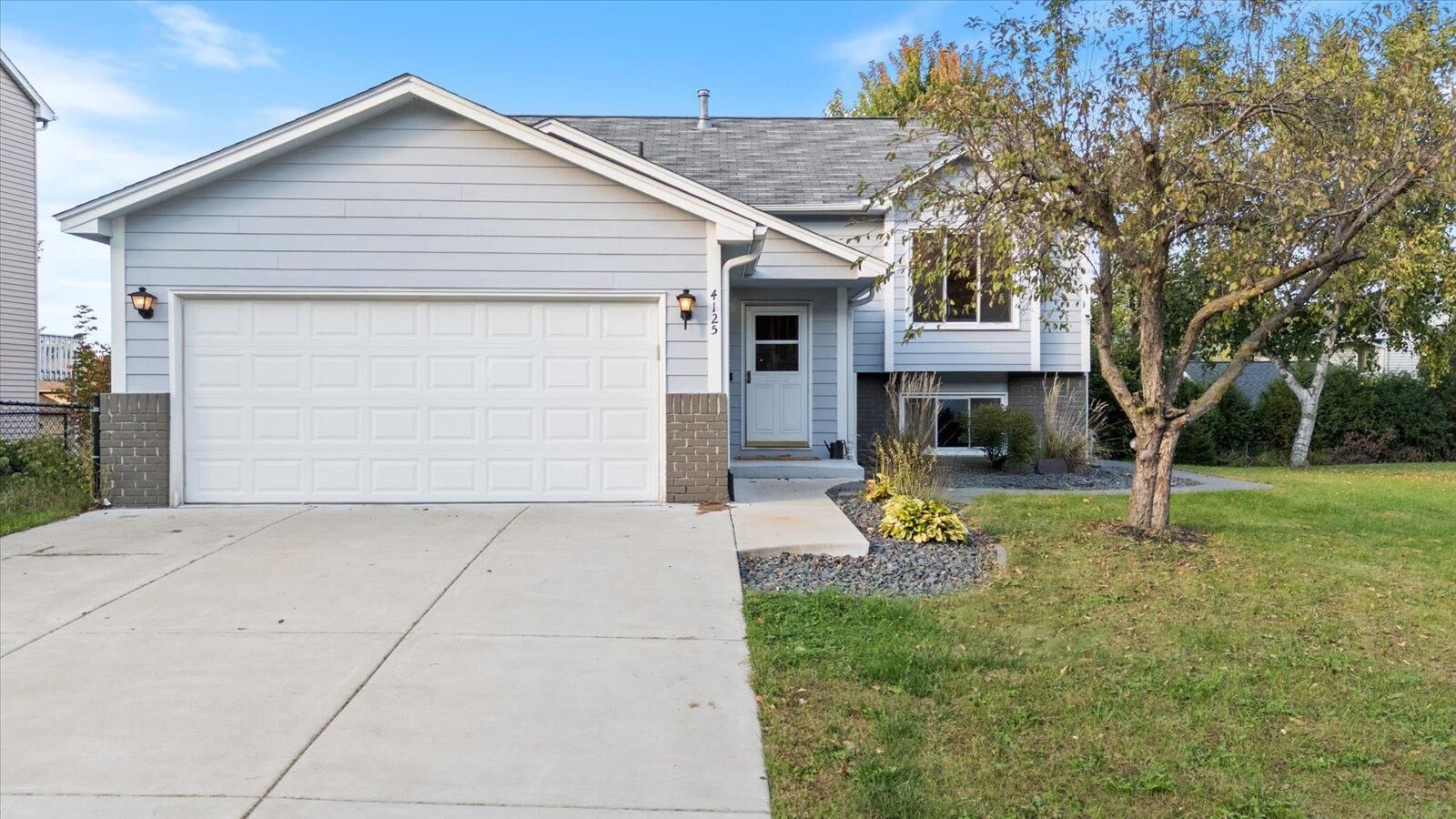 Property Photo:  4125 Pennsylvania Avenue  MN 55123 