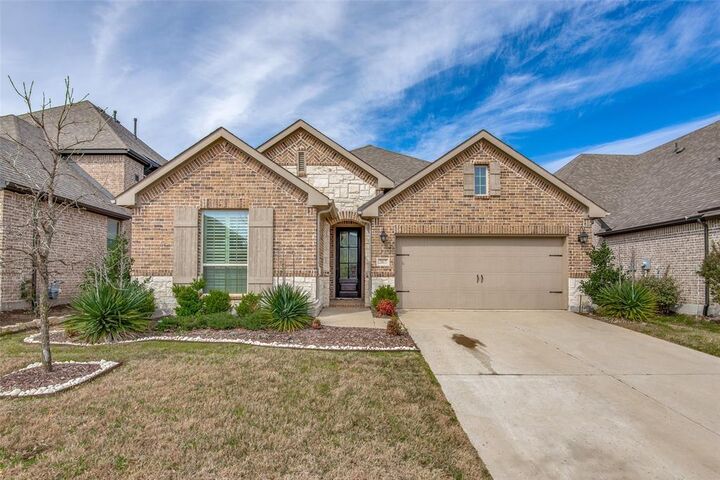 Property Photo: 2017 Long Park Avenue TX 75078