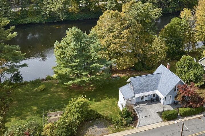 Property Photo:  94 Main Street  MA 01370 