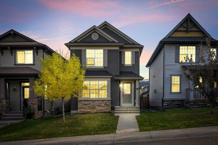 45 Nolanfield Lane NW  Calgary AB T3R 0M7 photo
