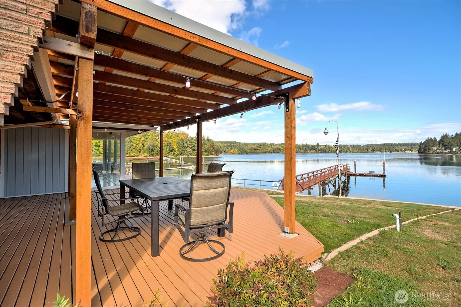Property Photo:  1804 SE Walker Park Road  WA 98584 