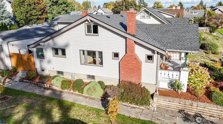 Property Photo:  2217 N 8th Street  WA 98403