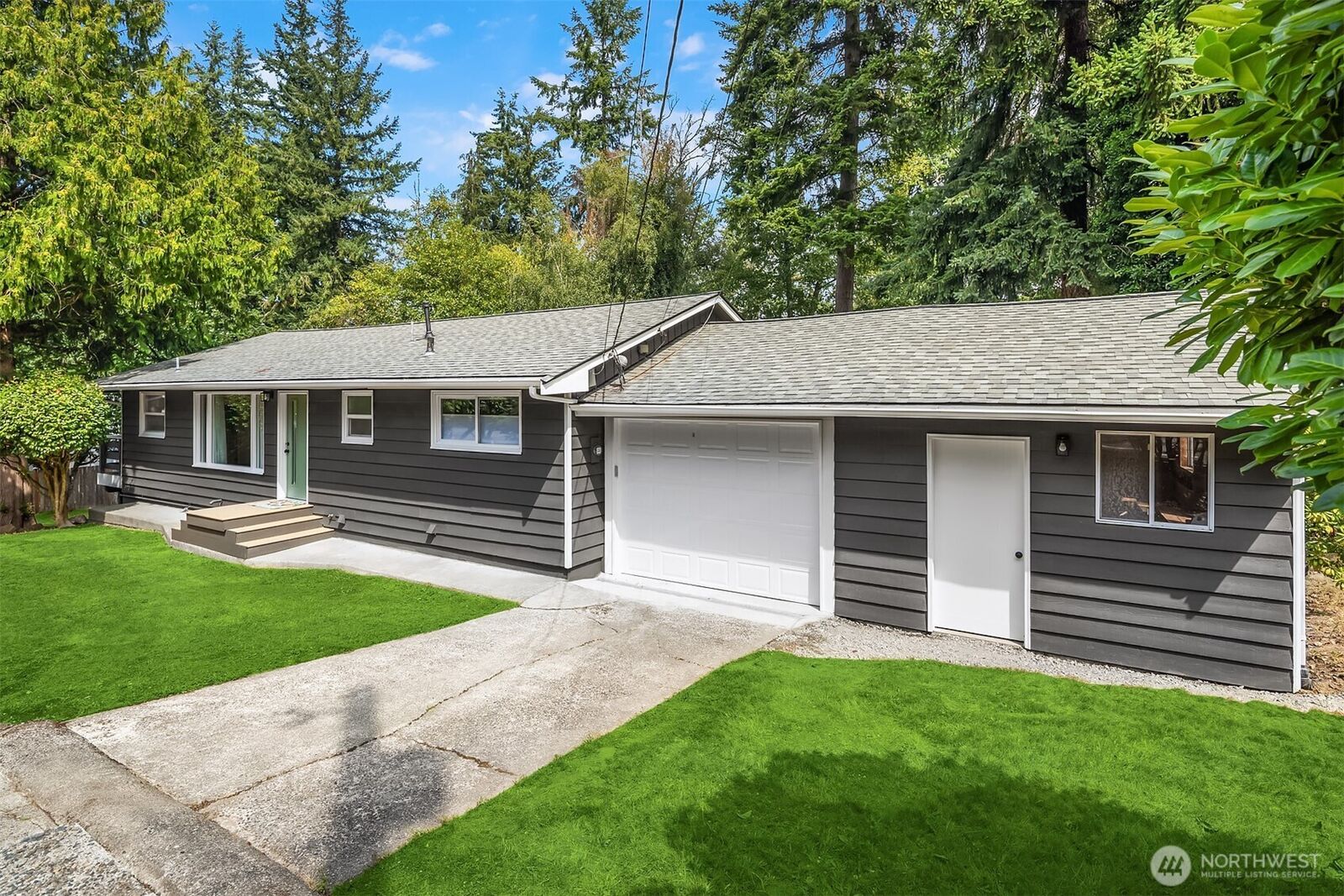 Property Photo: 4521 Crescent Avenue WA 98203