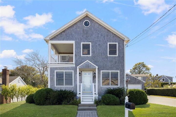 Property Photo:  8 Knowles Way  RI 02882 
