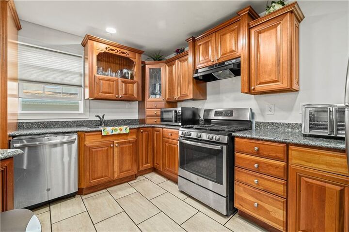 Property Photo:  83 Dexter Street  RI 02864 