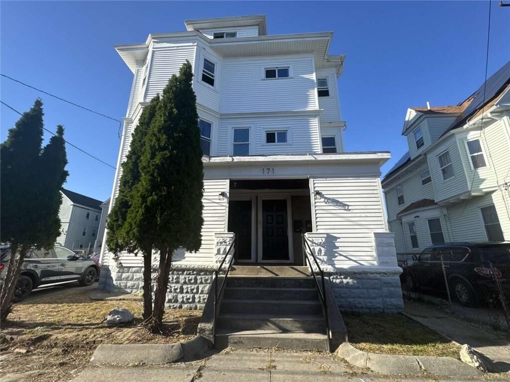 Property Photo:  171 Reynolds Avenue  RI 02905