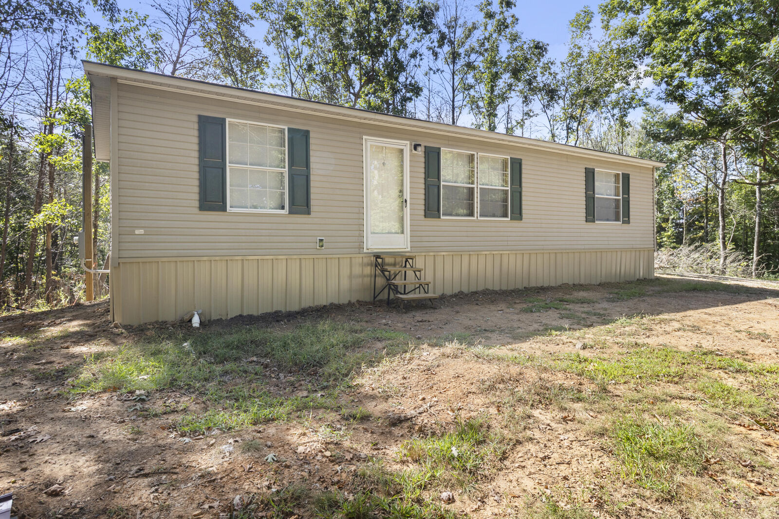 Property Photo: 204 County Road 906 TN 37331