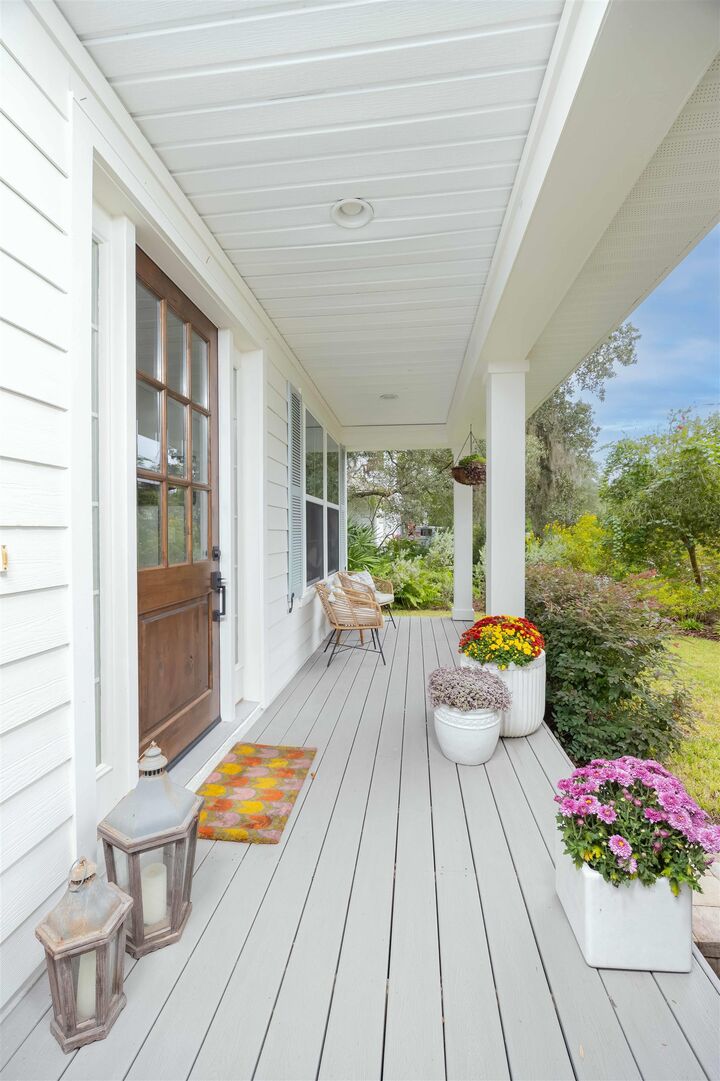 Property Photo:  225 History Pl  FL 32095 