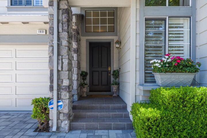 Property Photo:  1931 Kentfield Avenue  CA 94061