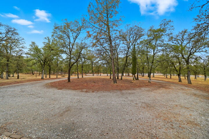 Property Photo: 11577 Palo Duro Road CA 96003