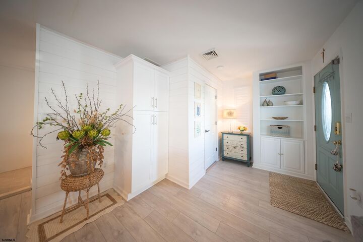 Property Photo: 222 N Delavan Ave NJ 08402