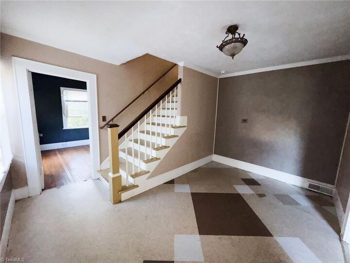Property Photo:  512 James Street  NC 28697 
