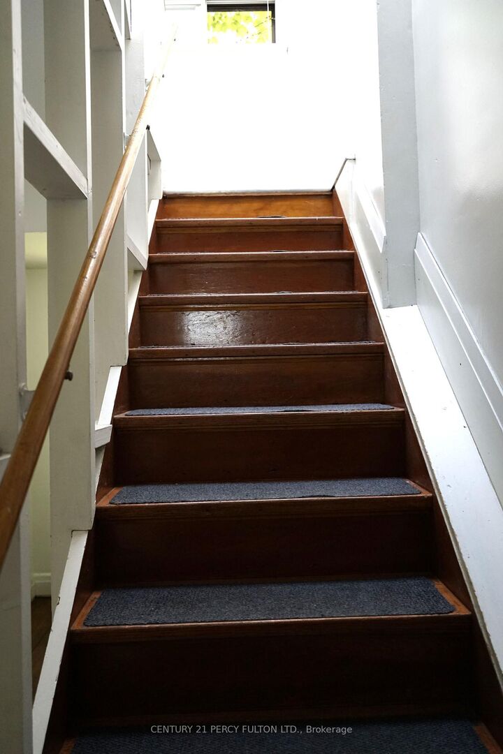 Photo de la propriété:  461 Eglinton Avenue E 2  ON M4P 1M8 