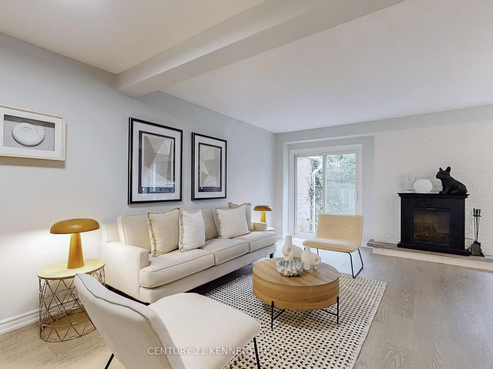 Property Photo:  105 Carlton Road 8  ON L3R 1Z8 