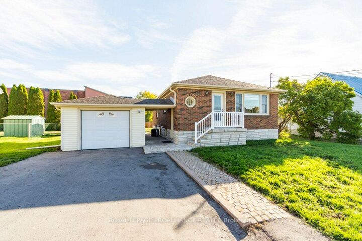 18 Holmes Road  Belleville ON K8P 4G6 photo