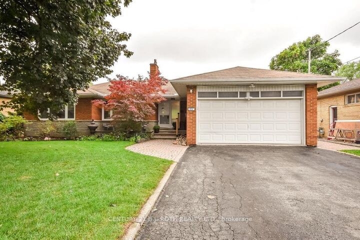 25 Florida Crescent  Toronto ON M9M 1P4 photo