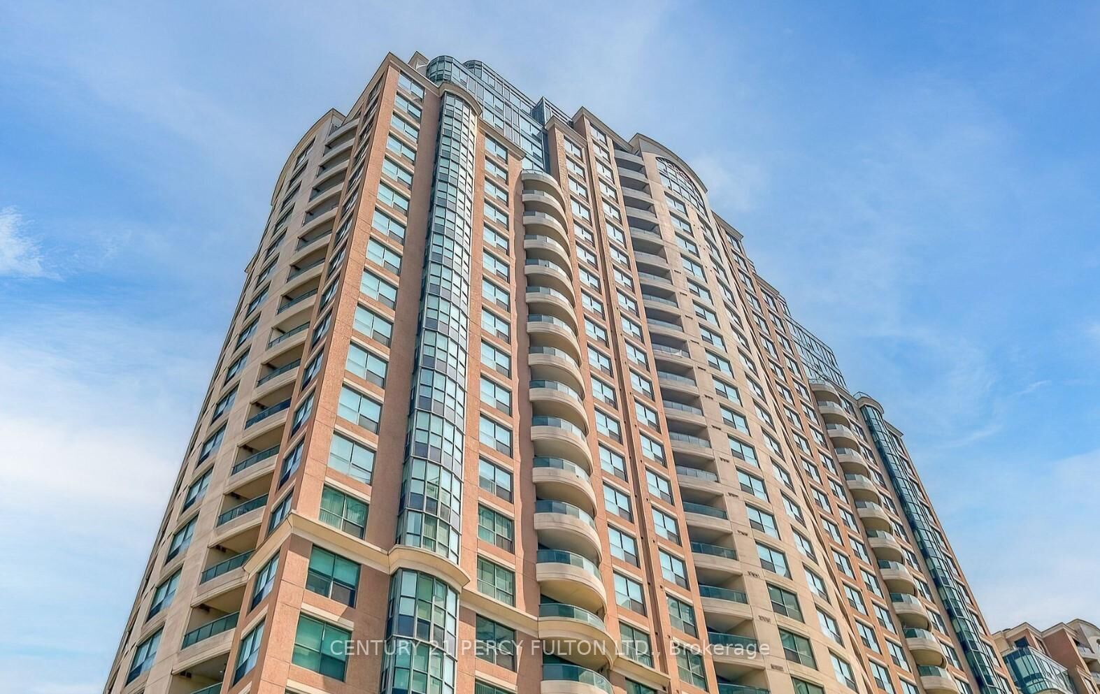 Property Photo: 7 Lorraine Drive 2003 ON M2N 7H2