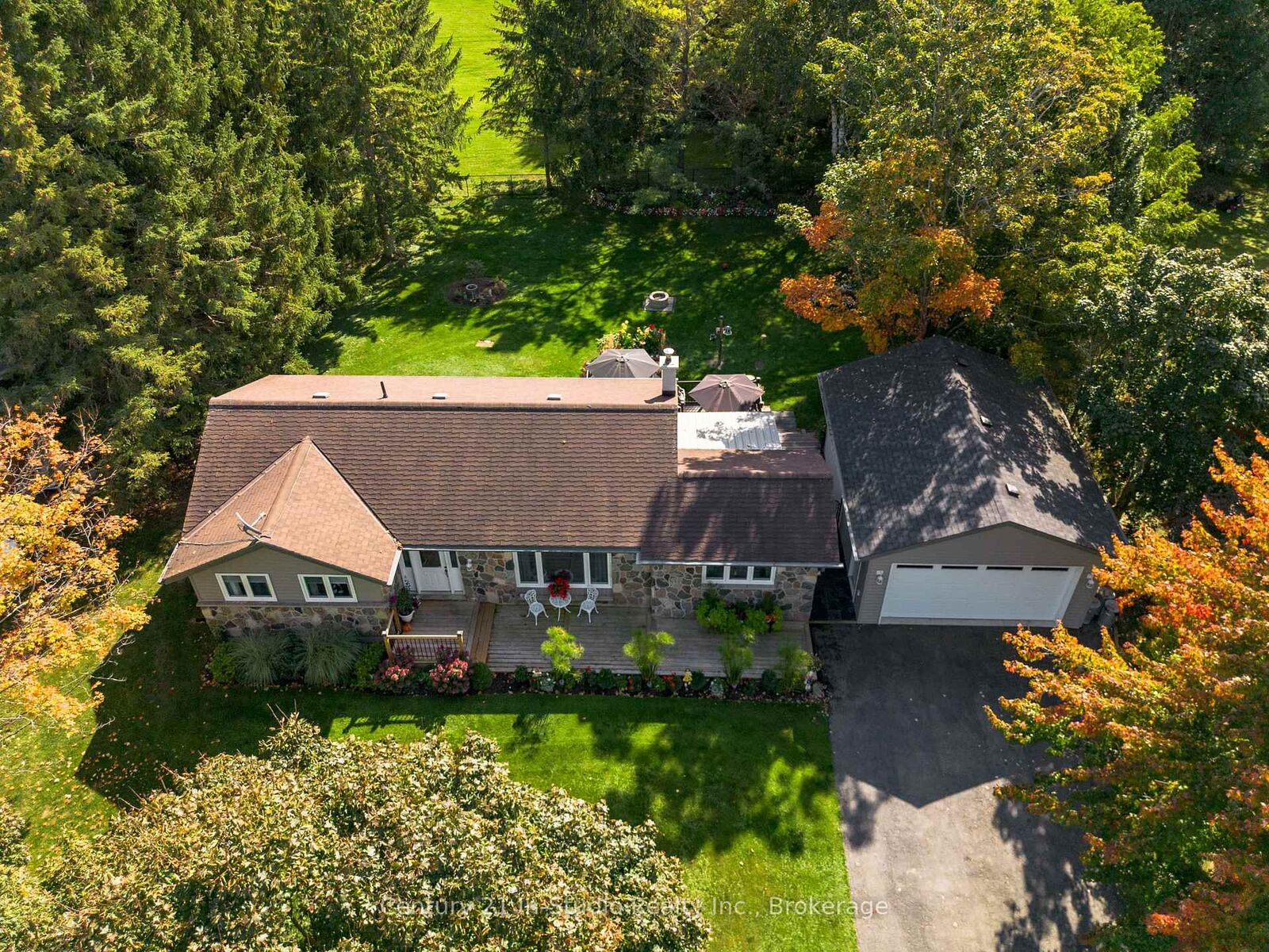 Property Photo: 21532 Grey 16 Road ON N0H 2N0
