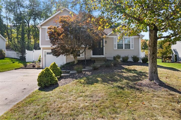 Property Photo:  768 Greenhaven Dr  PA 15102 