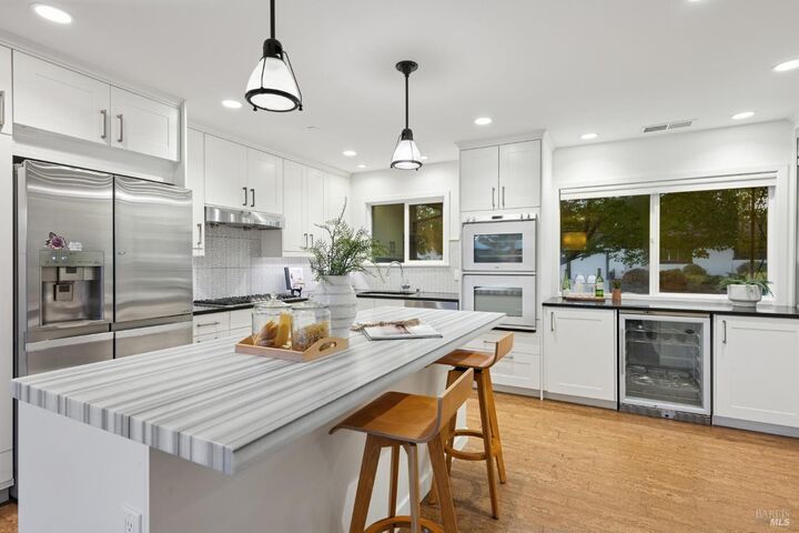 Property Photo: 592 Avenue Del Oro CA 95476