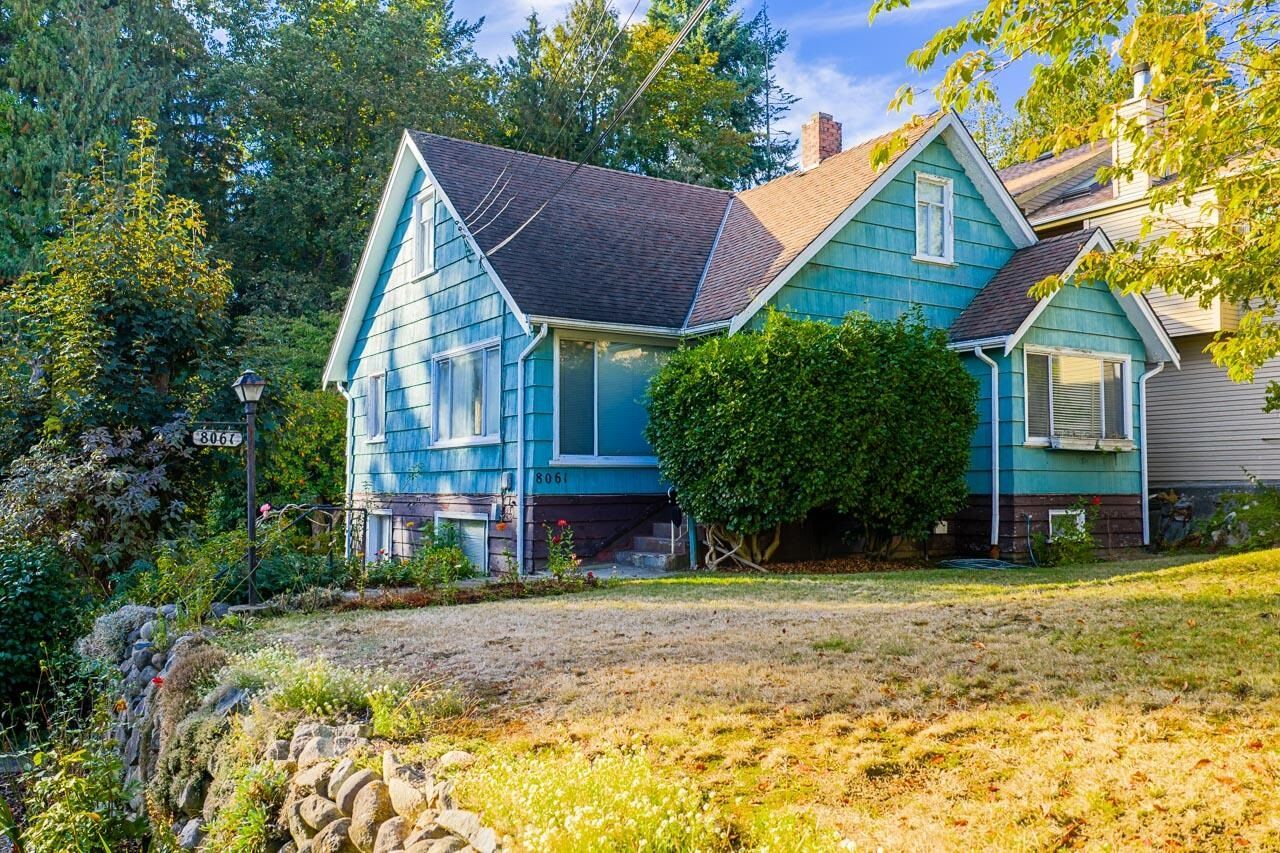 Photo de la propriété: 8061 McGregor Avenue BC V5J 4H7
