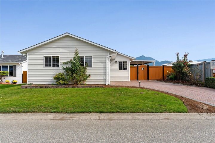 Photo de la propriété: 45918 Knight Road 86 BC V2R 3X4