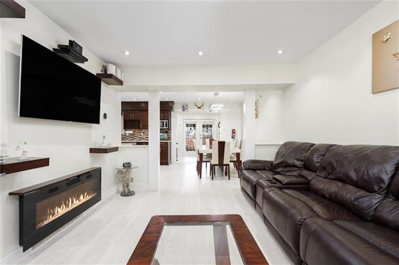 Property Photo: 9068 146A Street BC V3R 6X7