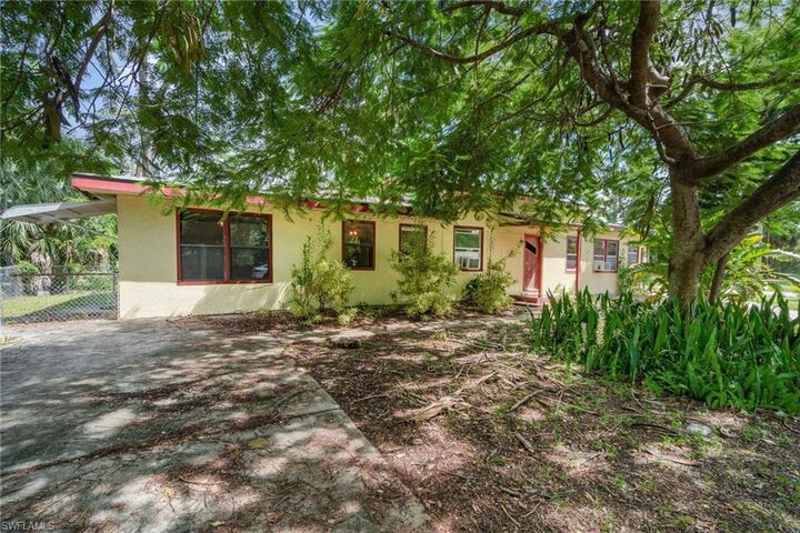 Property Photo:  2729 Broadway  FL 33901 