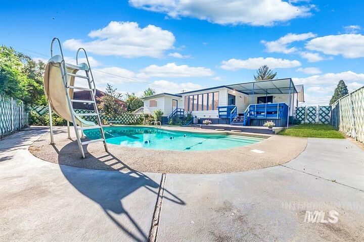 Property Photo:  404 Linden Dr  ID 83501 