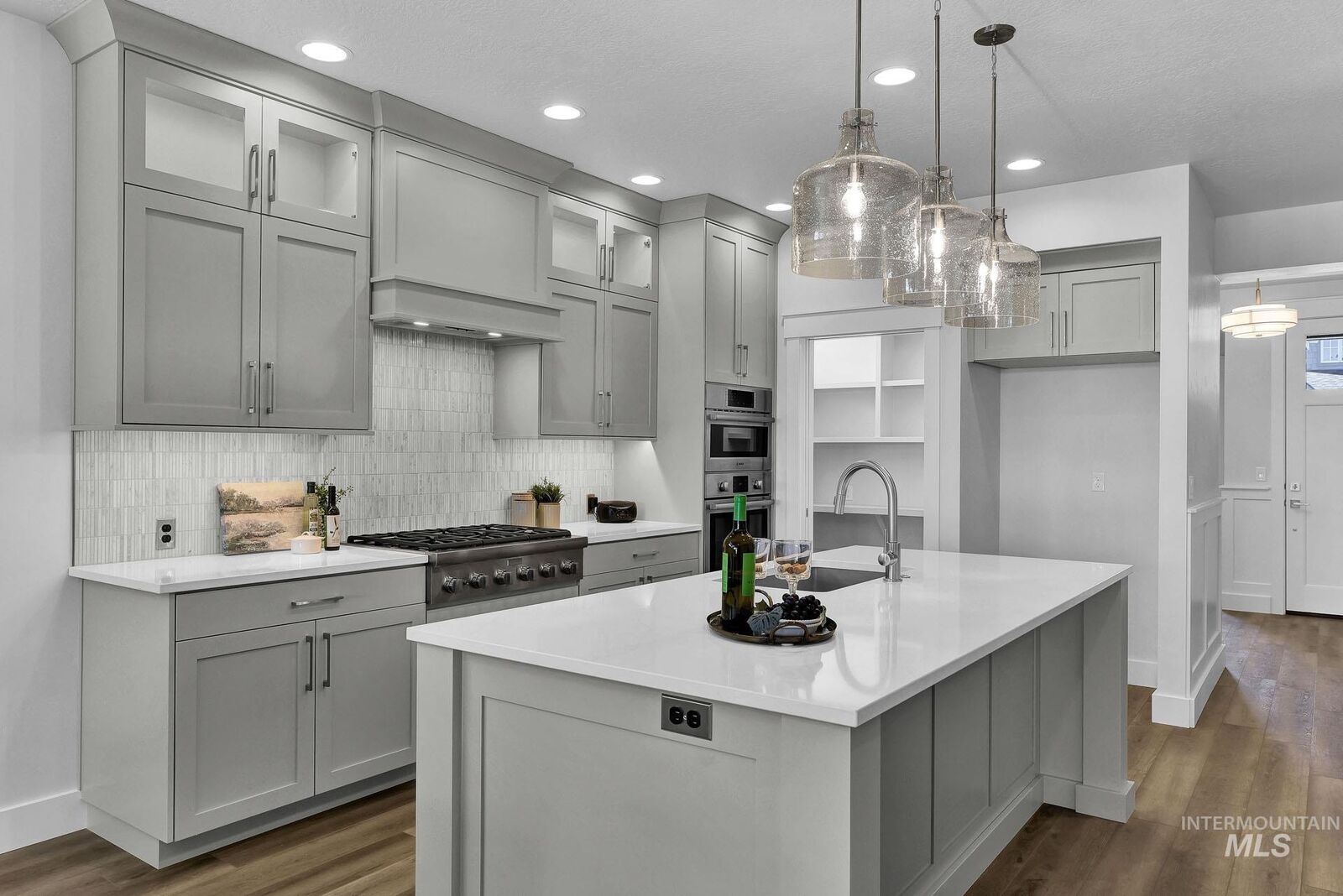 Property Photo: 2545 E Galleon Ln ID 83642