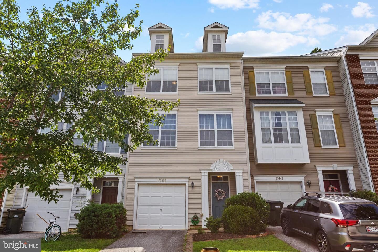 Property Photo:  23450 Dahlia Circle  MD 20619 