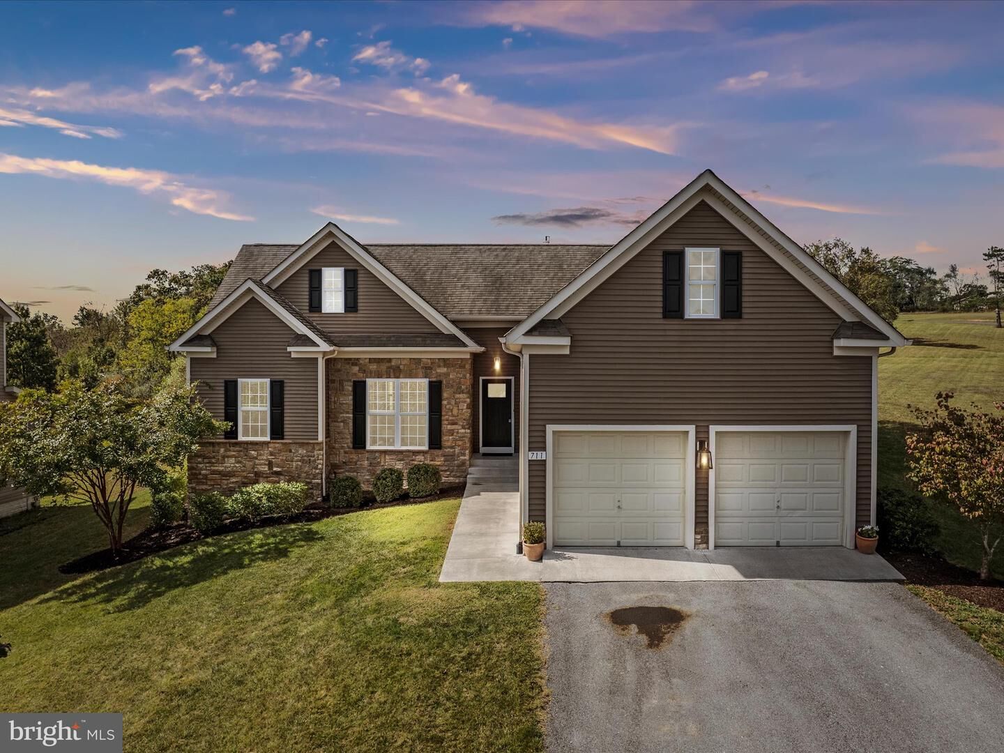 Property Photo: 711 Masters Drive VA 22625