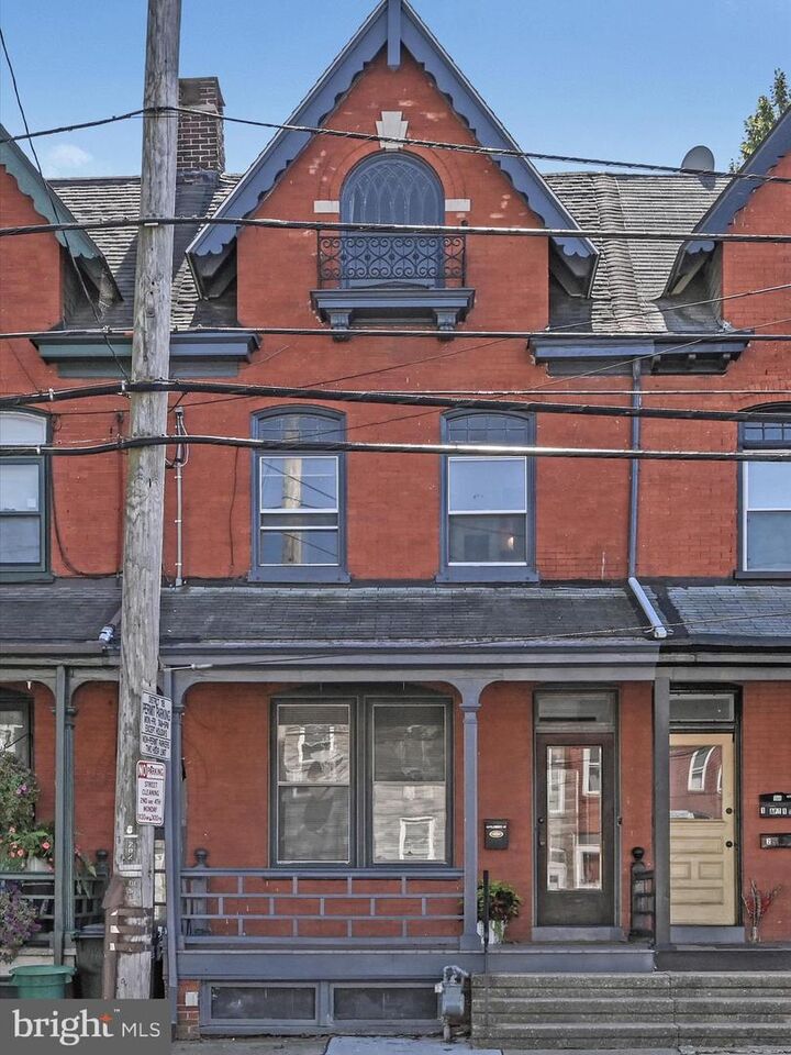 Property Photo: 16 W Liberty Street PA 17603