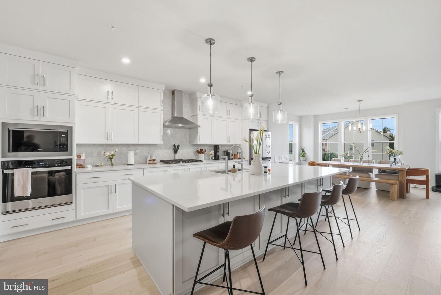 Property Photo: 43489 Old Ryan Road VA 20148