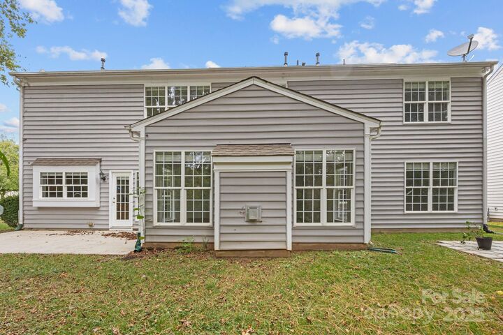 Property Photo: 7819 Noland Woods Drive NC 28277