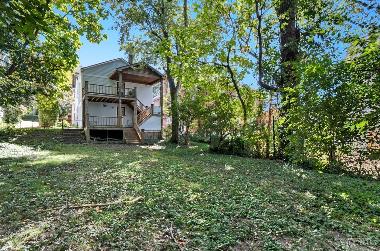 Property Photo: 407 Tusculum Avenue OH 45226