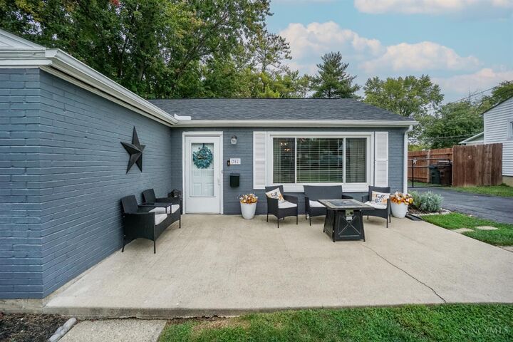 Property Photo:  702 Southline Drive  OH 45036 