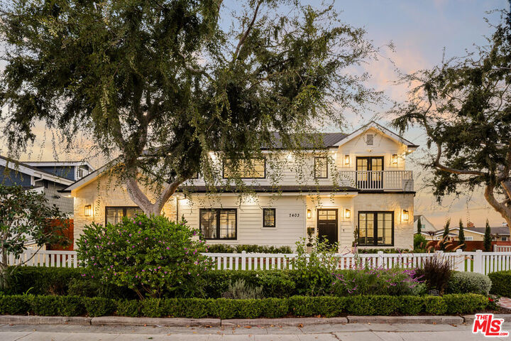7403 Stewart Ave  Los Angeles CA 90045 photo