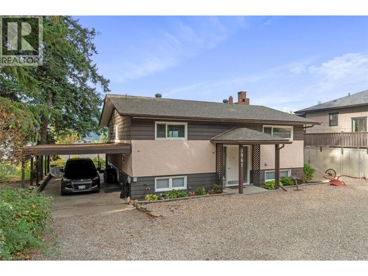 1961 17 Street Northeast  Salmon Arm BC V1E 3Z4 photo