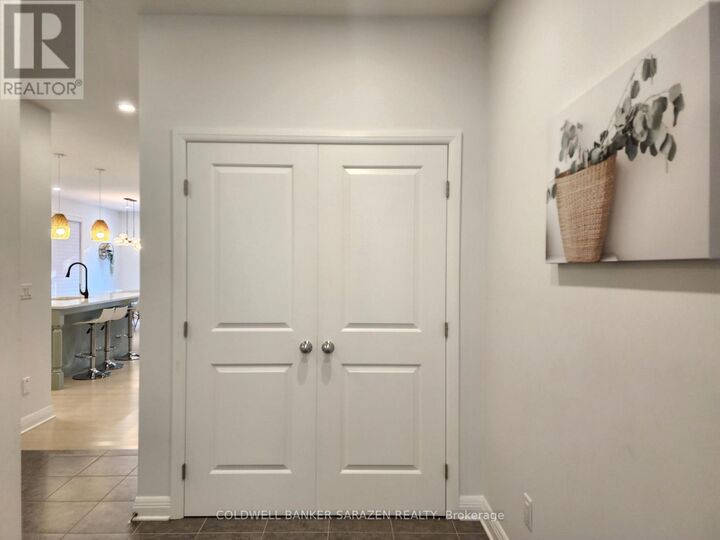 Property Photo:  22 Stanhope Court  ON K2C 3H1