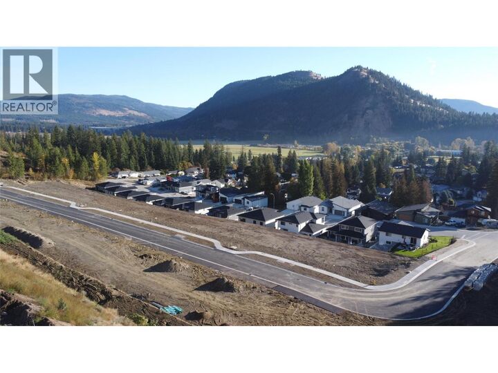 Property Photo:  2225 Mountain View Avenue  BC V0E 2G0