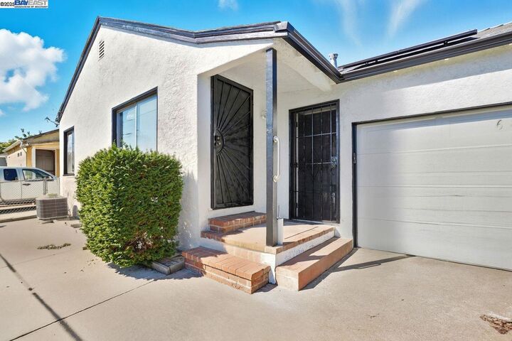 Property Photo: 670 Grace St CA 94541