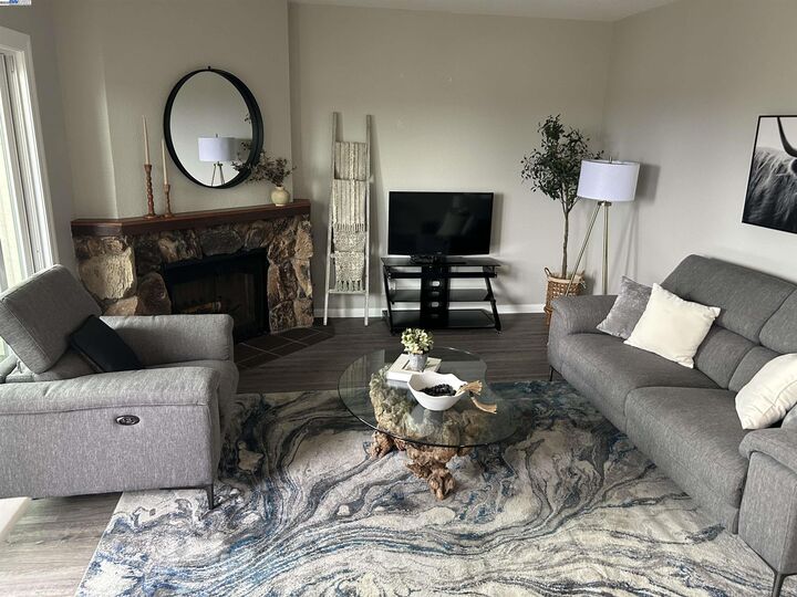 Property Photo: 21117 Gary Dr 106 CA 94546
