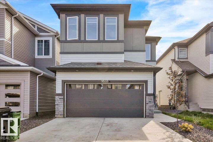 9537 Carson Bend Bend SW  Edmonton AB T6W 5H6 photo