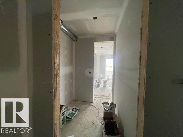 Property Photo: 10 Enns Court AB T8L 0Z4